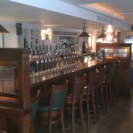 Forty Four Main Street Swords Bagian luar foto
