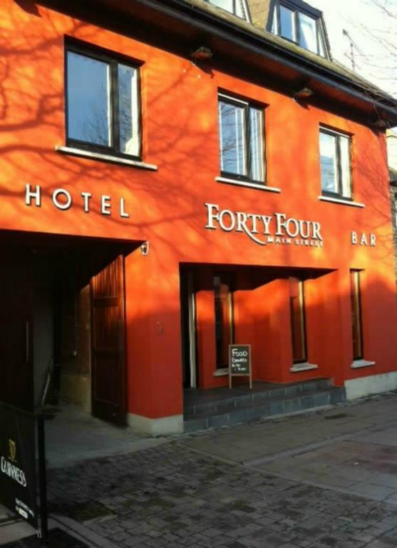 Forty Four Main Street Swords Bagian luar foto