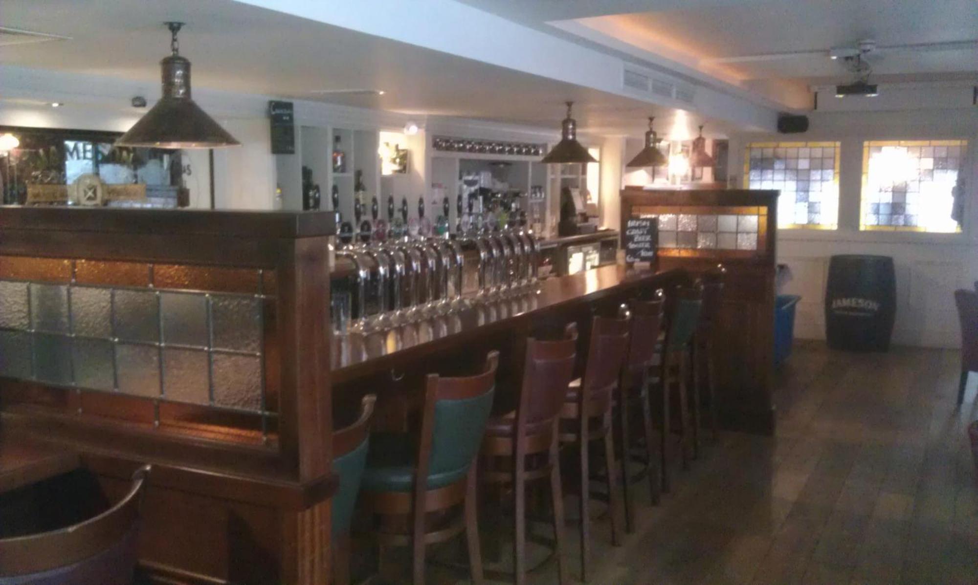 Forty Four Main Street Swords Bagian luar foto